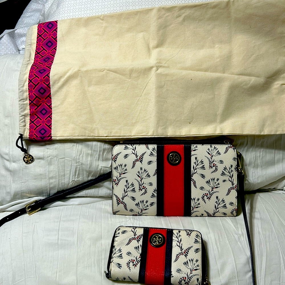 Authentic Tory Burch, crossover purse with matching wallet and storage pouch